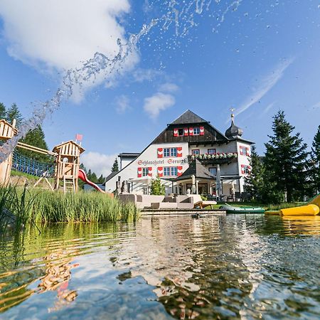 Schlosshotel Seewirt Turracher Höhe Buitenkant foto